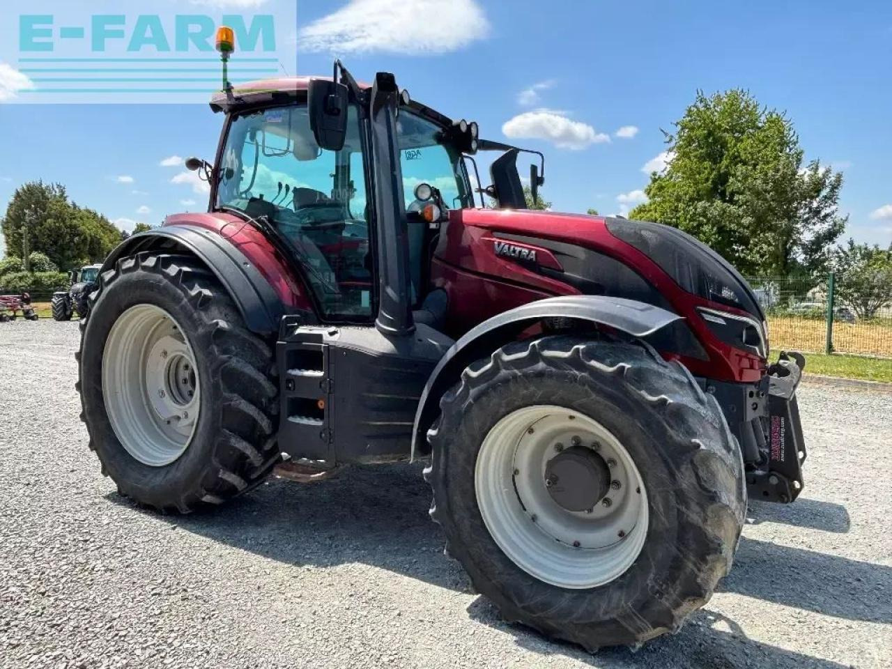 Valtra t174 active - Tractor: foto 2 Valtra t174 active - Tractor: foto 2