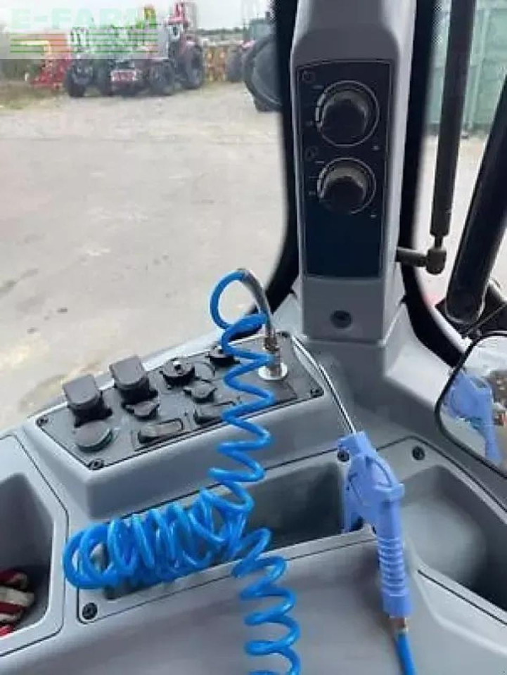 Tractor Valtra t234 versu Versu: foto 9 Tractor Valtra t234 versu Versu: foto 9