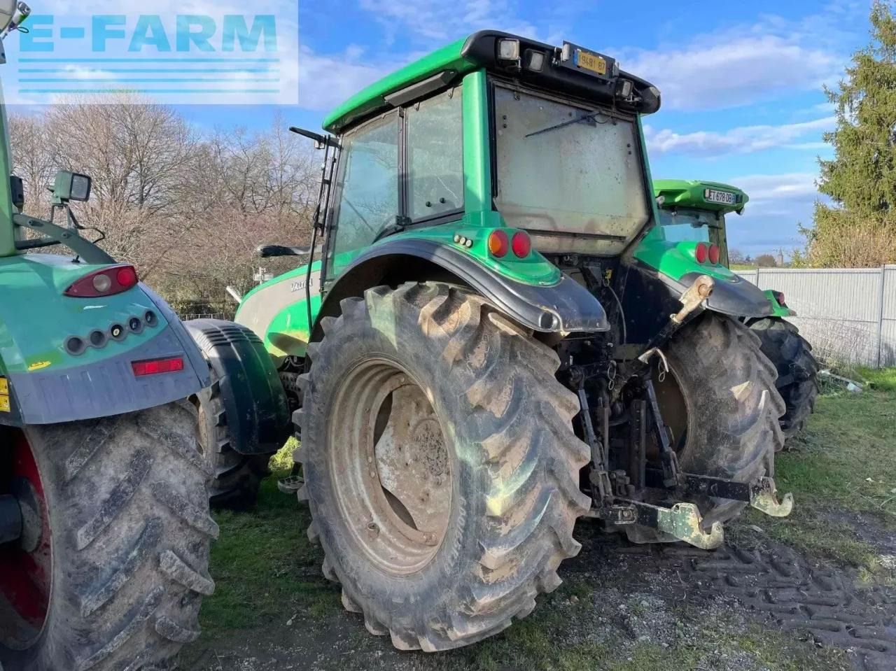 Valtra tracteur agricole t 120 valtra - Tractor: foto 2 Valtra tracteur agricole t 120 valtra - Tractor: foto 2
