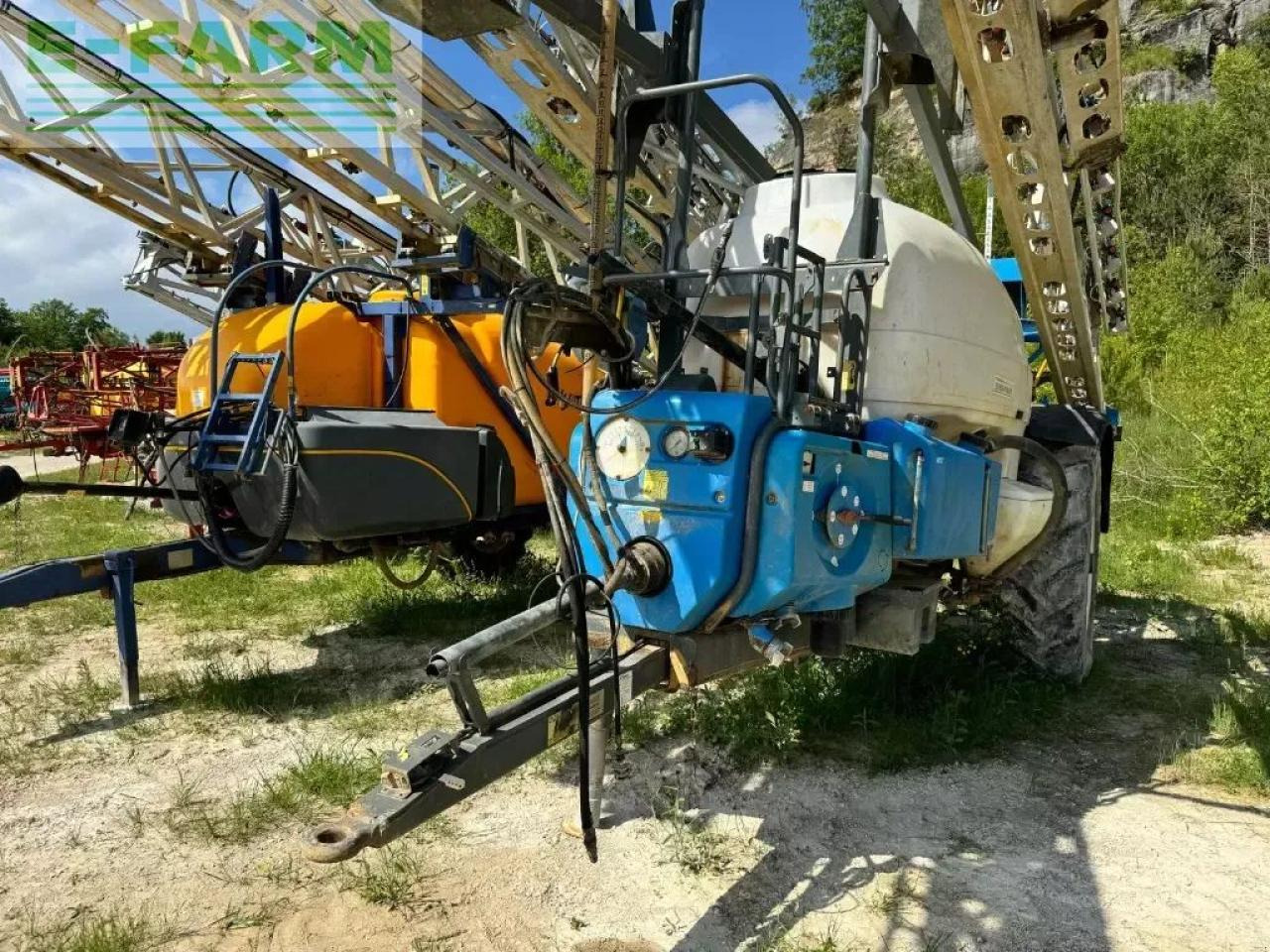 / meteor 4100 - Pulverizador arrastrado: foto 2 / meteor 4100 - Pulverizador arrastrado: foto 2