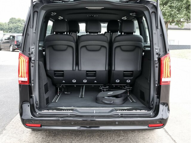 MERCEDES-BENZ EQV 300 Avantgarde Line,lang,7Sitze,2xKlima,LED - Minibús, Autobús eléctrico: foto 2 MERCEDES-BENZ EQV 300 Avantgarde Line,lang,7Sitze,2xKlima,LED - Minibús, Autobús eléctrico: foto 2