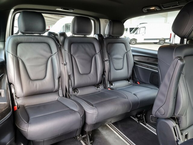 MERCEDES-BENZ EQV 300 Avantgarde Line,lang,7Sitze,2xKlima,LED... - Minibús, Autobús eléctrico: foto 3 MERCEDES-BENZ EQV 300 Avantgarde Line,lang,7Sitze,2xKlima,LED... - Minibús, Autobús eléctrico: foto 3