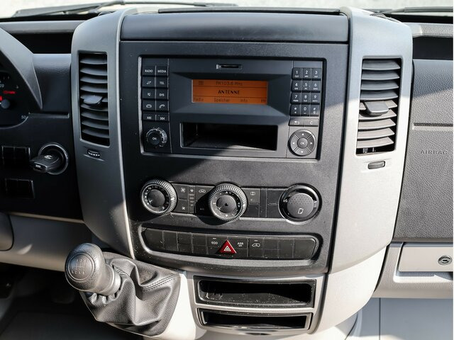 MERCEDES-BENZ Sprinter 214 CDI DOKA Pritsche,Klima,EURO6 - Caja abierta furgoneta, Furgoneta combi: foto 5 MERCEDES-BENZ Sprinter 214 CDI DOKA Pritsche,Klima,EURO6 - Caja abierta furgoneta, Furgoneta combi: foto 5