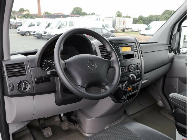 MERCEDES-BENZ Sprinter 316CDI DOKA,Allrad,Klima,AHK,TCO - Caja abierta furgoneta, Furgoneta combi: foto 4 MERCEDES-BENZ Sprinter 316CDI DOKA,Allrad,Klima,AHK,TCO - Caja abierta furgoneta, Furgoneta combi: foto 4