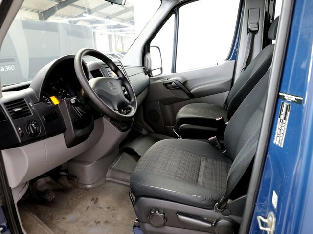 MERCEDES-BENZ Sprinter 316CDI DOKA,Allrad,Klima - Caja abierta furgoneta, Furgoneta combi: foto 2 MERCEDES-BENZ Sprinter 316CDI DOKA,Allrad,Klima - Caja abierta furgoneta, Furgoneta combi: foto 2