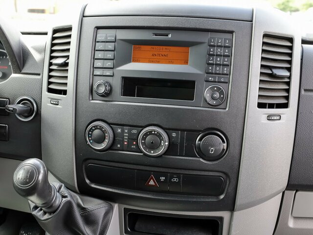 MERCEDES-BENZ Sprinter 316CDI DOKA,Allrad,Klima,Standhzg.... - Caja abierta furgoneta, Furgoneta combi: foto 5 MERCEDES-BENZ Sprinter 316CDI DOKA,Allrad,Klima,Standhzg.... - Caja abierta furgoneta, Furgoneta combi: foto 5