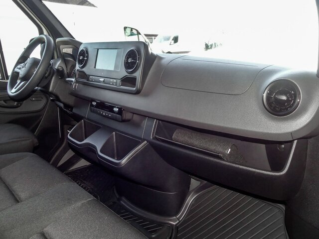 MERCEDES-BENZ Sprinter 317 CDI,3665mm,Automatik,Kamera... - Furgón: foto 3 MERCEDES-BENZ Sprinter 317 CDI,3665mm,Automatik,Kamera... - Furgón: foto 3