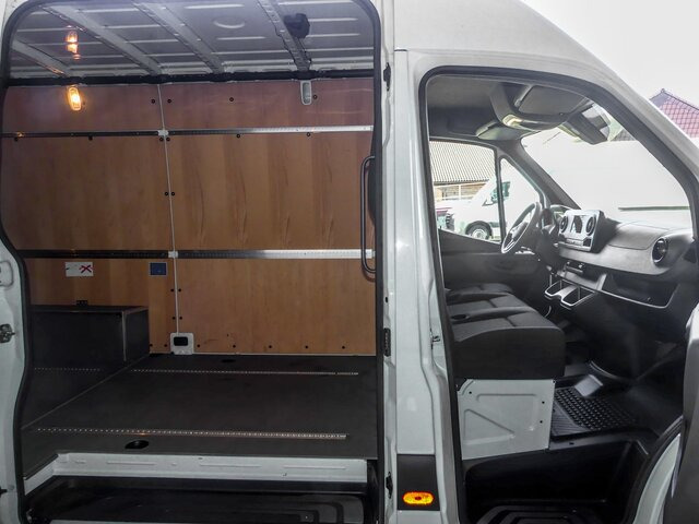 MERCEDES-BENZ Sprinter 317 CDI,3665mm,Automatik,Kamera - Furgón: foto 2 MERCEDES-BENZ Sprinter 317 CDI,3665mm,Automatik,Kamera - Furgón: foto 2