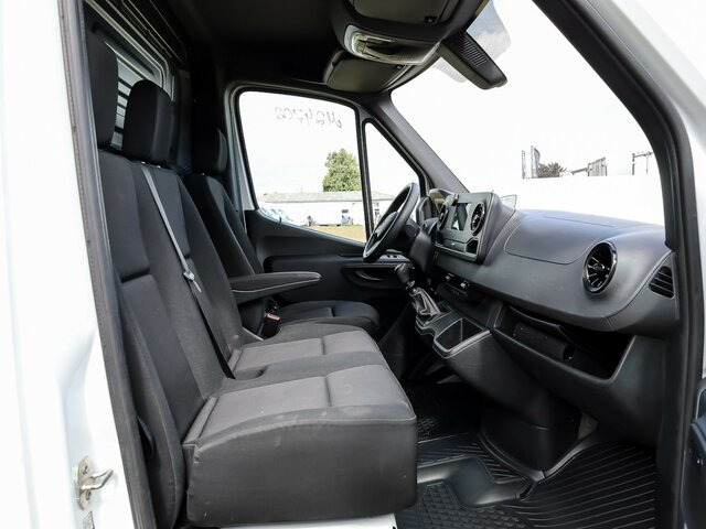 MERCEDES-BENZ Sprinter 317 CDI Kasten,L2H2,MBUX,Kamera - Furgón: foto 3 MERCEDES-BENZ Sprinter 317 CDI Kasten,L2H2,MBUX,Kamera - Furgón: foto 3