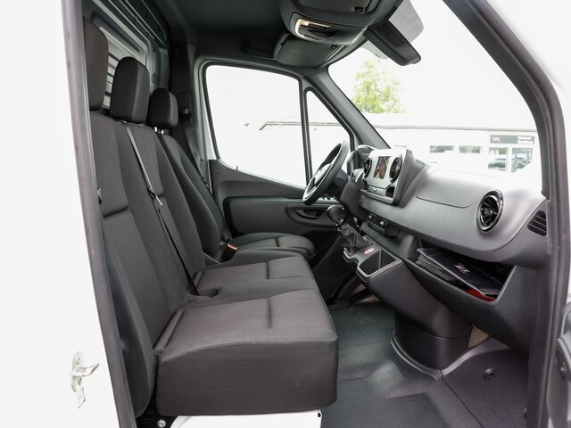 MERCEDES-BENZ Sprinter 317 CDI Kasten,L2H2,MBUX,Kamera - Furgón: foto 3 MERCEDES-BENZ Sprinter 317 CDI Kasten,L2H2,MBUX,Kamera - Furgón: foto 3