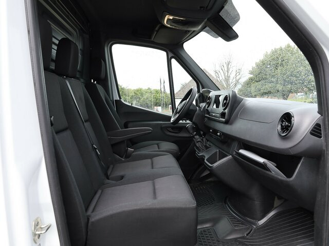MERCEDES-BENZ Sprinter 317 CDI Kasten,L2H2,MBUX,Kamera - Furgón: foto 3 MERCEDES-BENZ Sprinter 317 CDI Kasten,L2H2,MBUX,Kamera - Furgón: foto 3