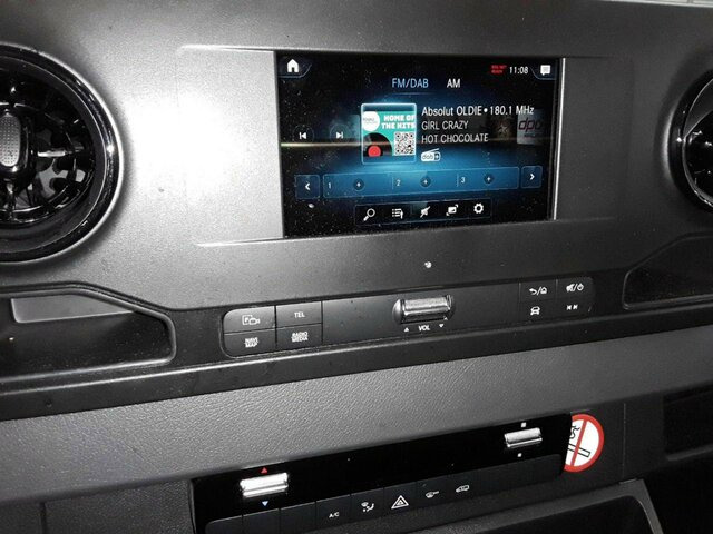 MERCEDES-BENZ Sprinter 317 CDI Kasten,L2H2,MBUX,Kamera - Furgón: foto 4 MERCEDES-BENZ Sprinter 317 CDI Kasten,L2H2,MBUX,Kamera - Furgón: foto 4