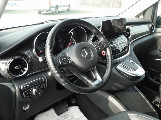 MERCEDES-BENZ V 300 Avantgarde Extralang,2xSchiebetür el.,AHK... - Furgoneta de pasajeros: foto 4 MERCEDES-BENZ V 300 Avantgarde Extralang,2xSchiebetür el.,AHK... - Furgoneta de pasajeros: foto 4