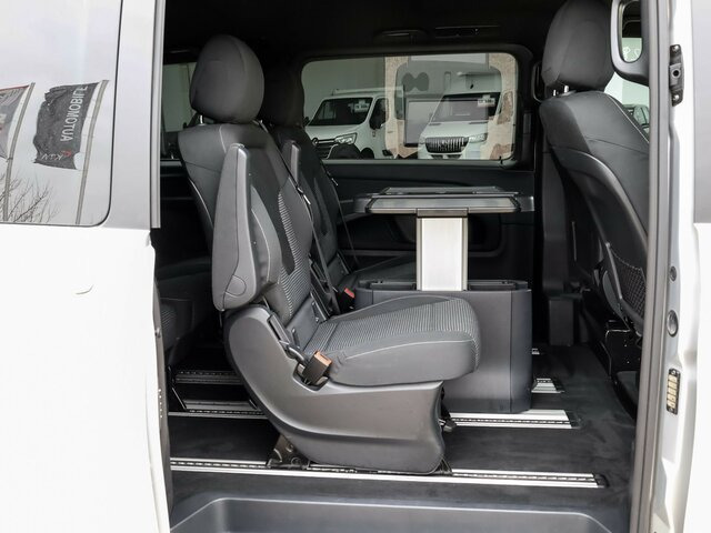 MERCEDES-BENZ V 300 Edition,lang,7-Sitzer,2Schiebetüren,Tisch... - Minibús, Furgoneta de pasajeros: foto 5 MERCEDES-BENZ V 300 Edition,lang,7-Sitzer,2Schiebetüren,Tisch... - Minibús, Furgoneta de pasajeros: foto 5