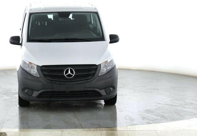 Furgoneta de pasajeros MERCEDES-BENZ Vito 114 TourerPro,Extralang,8Sitzer,Automatik...: foto 9