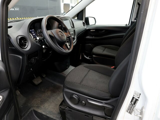 MERCEDES-BENZ Vito 114 TourerPro,Extralang,8Sitzer,Automatik - Minibús, Furgoneta de pasajeros: foto 2 MERCEDES-BENZ Vito 114 TourerPro,Extralang,8Sitzer,Automatik - Minibús, Furgoneta de pasajeros: foto 2
