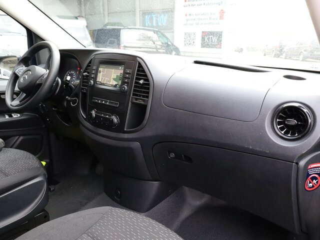 MERCEDES-BENZ Vito 114 TourerPro,Extralang,8Sitzer,Automatik... - Furgoneta de pasajeros: foto 4 MERCEDES-BENZ Vito 114 TourerPro,Extralang,8Sitzer,Automatik... - Furgoneta de pasajeros: foto 4
