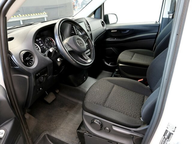 MERCEDES-BENZ Vito 114 TourerPro,Extralang,8Sitzer,Automatik... - Minibús, Furgoneta de pasajeros: foto 2 MERCEDES-BENZ Vito 114 TourerPro,Extralang,8Sitzer,Automatik... - Minibús, Furgoneta de pasajeros: foto 2
