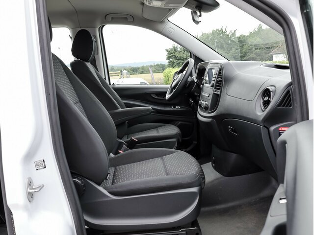 MERCEDES-BENZ Vito 114 TourerPro,Extralang,8Sitzer,Automatik - Furgoneta de pasajeros: foto 3 MERCEDES-BENZ Vito 114 TourerPro,Extralang,8Sitzer,Automatik - Furgoneta de pasajeros: foto 3