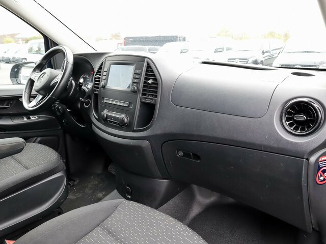 MERCEDES-BENZ Vito 114 TourerPro,lang,Automatik,8Sitze,Kamera... - Minibús, Furgoneta de pasajeros: foto 4 MERCEDES-BENZ Vito 114 TourerPro,lang,Automatik,8Sitze,Kamera... - Minibús, Furgoneta de pasajeros: foto 4