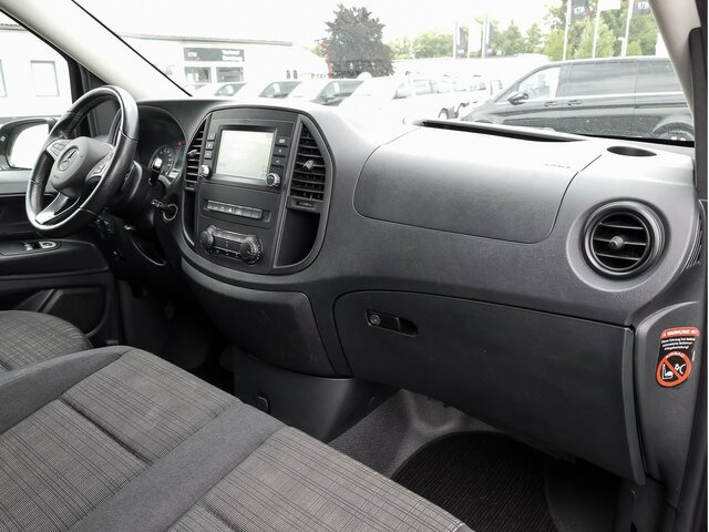 MERCEDES-BENZ Vito 116TourerPro ,Extralang,2xKlima,9Sitze - Minibús, Furgoneta de pasajeros: foto 4 MERCEDES-BENZ Vito 116TourerPro ,Extralang,2xKlima,9Sitze - Minibús, Furgoneta de pasajeros: foto 4