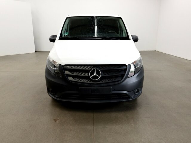 Furgoneta pequeña MERCEDES-BENZ Vito114CDI KA lang ,Klima,Sortimo Regalsystem...: foto 9 Furgoneta pequeña MERCEDES-BENZ Vito114CDI KA lang ,Klima,Sortimo Regalsystem...: foto 9