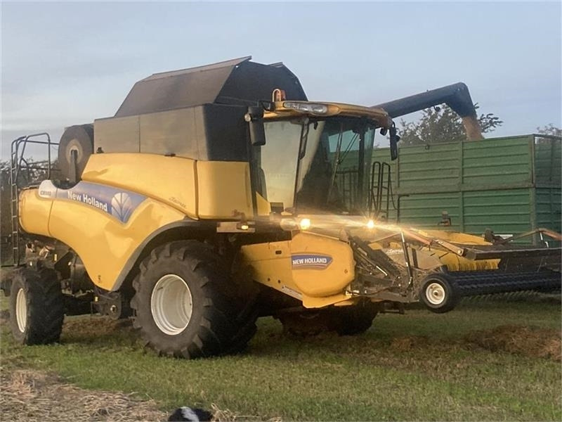 New Holland CR 980 1050er hjul og 30Fod 4 hjulstræk - Cosechadora de granos: foto 2 New Holland CR 980 1050er hjul og 30Fod 4 hjulstræk - Cosechadora de granos: foto 2