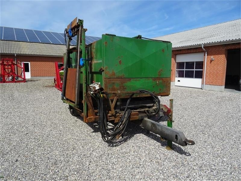 Pomi Renovo 8m3 med komprimator - Remolque: foto 3 Pomi Renovo 8m3 med komprimator - Remolque: foto 3