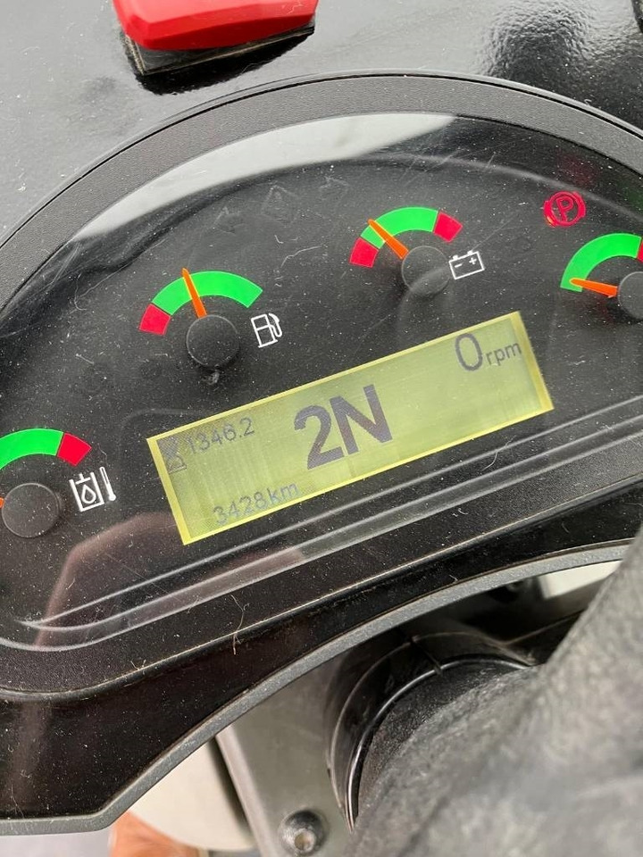 CAT 908 M, bis 35 km/h, Allrad, hydr. Schnellwechsler - Cargadora de ruedas: foto 5 CAT 908 M, bis 35 km/h, Allrad, hydr. Schnellwechsler - Cargadora de ruedas: foto 5