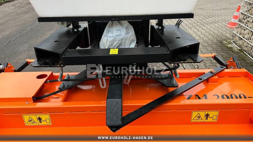 Barredora cucharón para Vehículo municipal nuevo Kehrmaschine ZM2000 Stapleraufnahme: foto 8 Barredora cucharón para Vehículo municipal nuevo Kehrmaschine ZM2000 Stapleraufnahme: foto 8