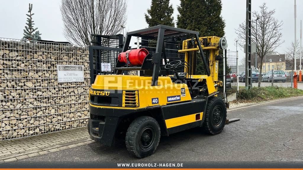 Komatsu FG 40, Stapler Triplex Seitenschieber Zusatzhydr. - Carretilla elevadora de gas: foto 2 Komatsu FG 40, Stapler Triplex Seitenschieber Zusatzhydr. - Carretilla elevadora de gas: foto 2