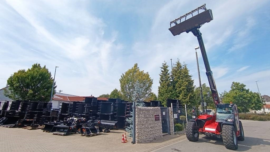 Manitou Teleskoplader 737, Allrad, 7 m und 3.7 t, Klima, - Manipulador telescópico: foto 4 Manitou Teleskoplader 737, Allrad, 7 m und 3.7 t, Klima, - Manipulador telescópico: foto 4