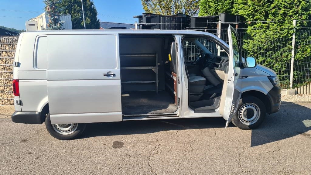 Volkswagen T5 2.0 TDI, Kasten, Werkstattschränke, Klima, AHK - Furgoneta: foto 5 Volkswagen T5 2.0 TDI, Kasten, Werkstattschränke, Klima, AHK - Furgoneta: foto 5