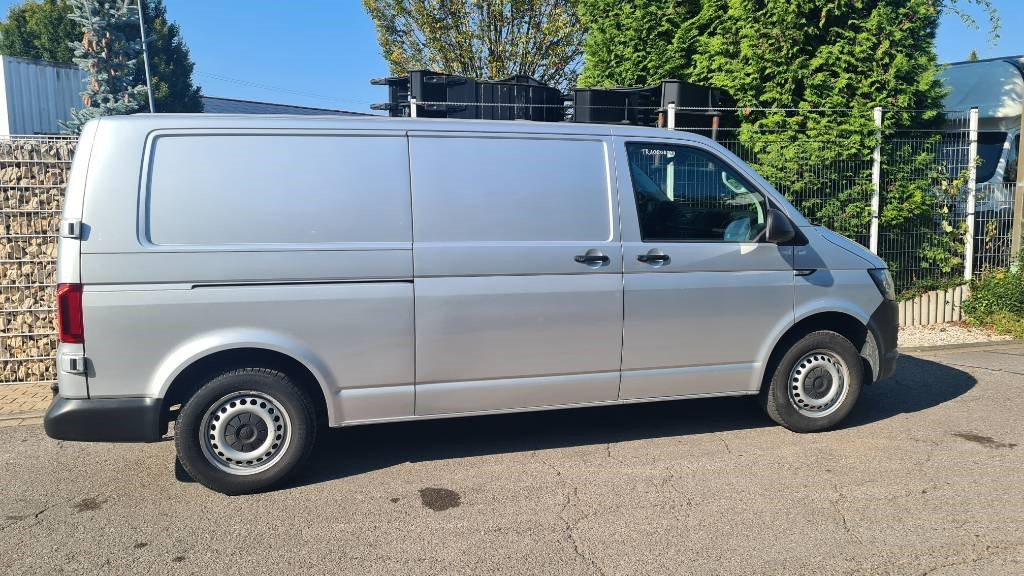 Volkswagen T5 2.0 TDI, Kasten, Werkstattschränke, Klima, AHK - Furgoneta: foto 3 Volkswagen T5 2.0 TDI, Kasten, Werkstattschränke, Klima, AHK - Furgoneta: foto 3
