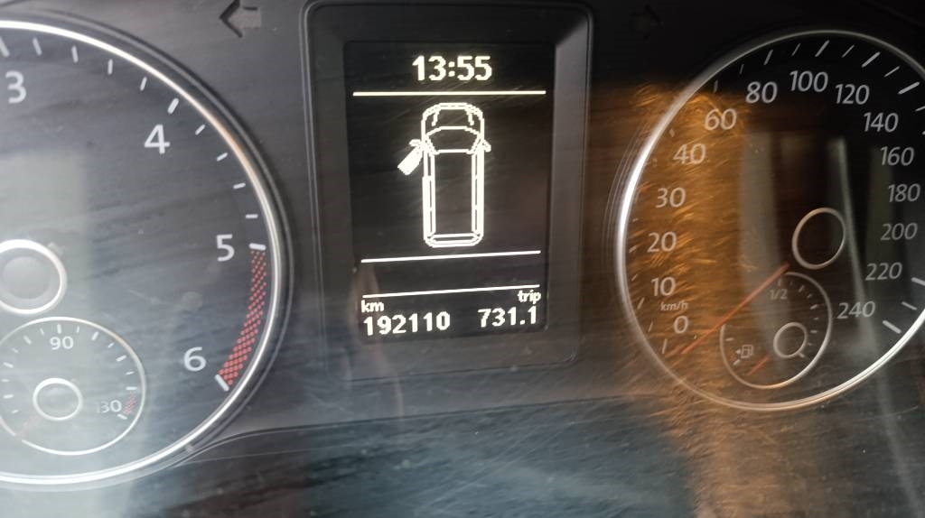 Furgoneta Volkswagen T5 2.0 TDI, Transporter, Kasten, Werkstattschränke: foto 7 Furgoneta Volkswagen T5 2.0 TDI, Transporter, Kasten, Werkstattschränke: foto 7