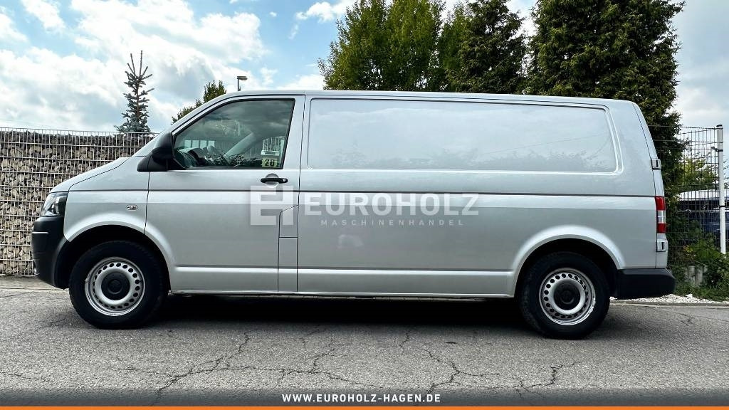 Volkswagen T6 2.0 TDI, Transporter, Kasten, Werkstattschränke - Furgoneta: foto 2 Volkswagen T6 2.0 TDI, Transporter, Kasten, Werkstattschränke - Furgoneta: foto 2