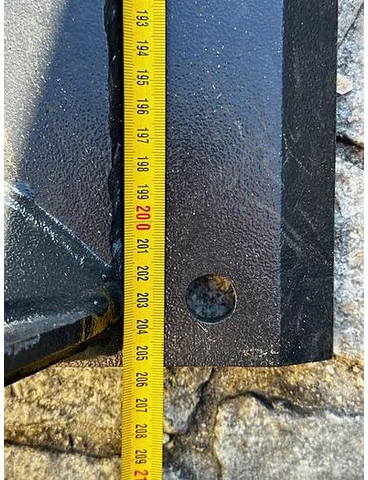 Big Volumenschaufel 200 cm mit Merlo ZM2 Aufnahme - Cazo: foto 3 Big Volumenschaufel 200 cm mit Merlo ZM2 Aufnahme - Cazo: foto 3