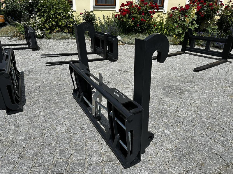 Big Adapter JCB Q-Fit passend zu Euro Aufnahme - Implemento: foto 2 Big Adapter JCB Q-Fit passend zu Euro Aufnahme - Implemento: foto 2