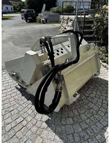 Cat Landscape Rake LR15 - Implemento: foto 5 Cat Landscape Rake LR15 - Implemento: foto 5