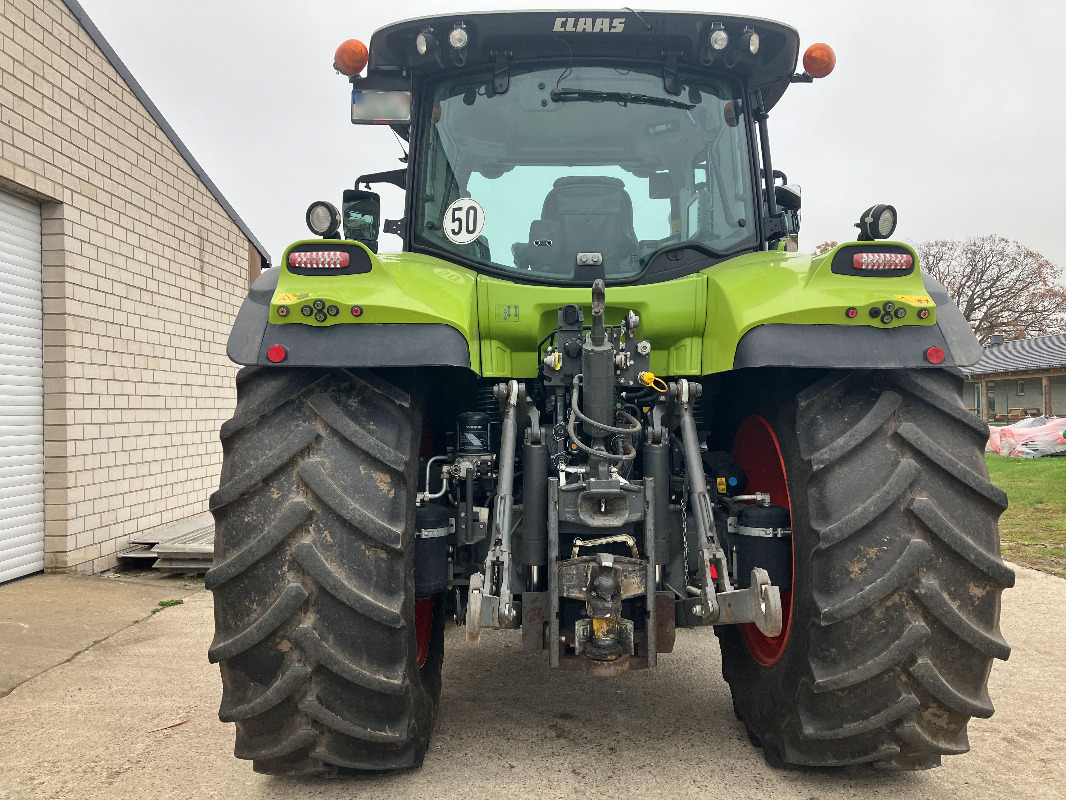 CLAAS Arion 550 - Tractor: foto 2 CLAAS Arion 550 - Tractor: foto 2