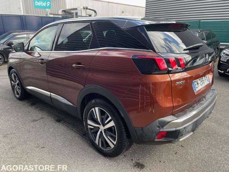 3008 GT-LINE 1.2 PT 130cv. 05/2017. 117900 KM - SUV/ Todoterreno: foto 2 3008 GT-LINE 1.2 PT 130cv. 05/2017. 117900 KM - SUV/ Todoterreno: foto 2