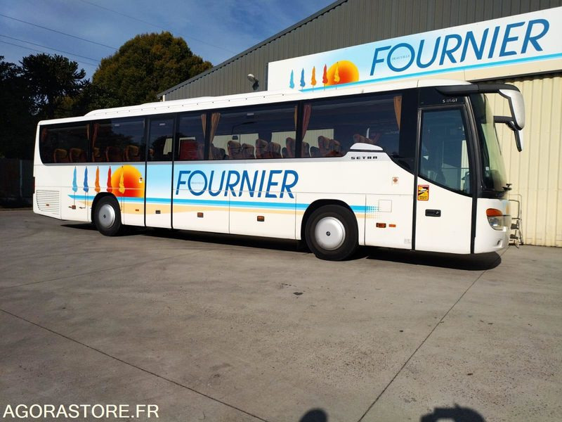 AUTOCAR SETRA 415 GT / 49 PLACES+WC / BVM / 1ERE MAIN / 556527 KM ORIGINE - Autocar: foto 2 AUTOCAR SETRA 415 GT / 49 PLACES+WC / BVM / 1ERE MAIN / 556527 KM ORIGINE - Autocar: foto 2
