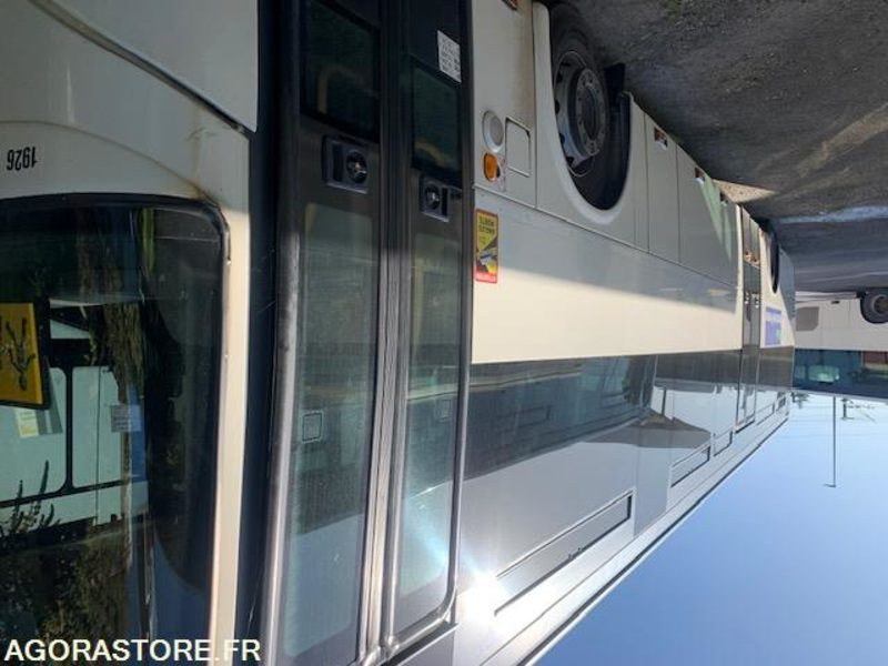 CAR IRISBUS RECREO N°15212/1926- MEC2009 - 527732 Km AD525BZ - Autobús: foto 4 CAR IRISBUS RECREO N°15212/1926- MEC2009 - 527732 Km AD525BZ - Autobús: foto 4