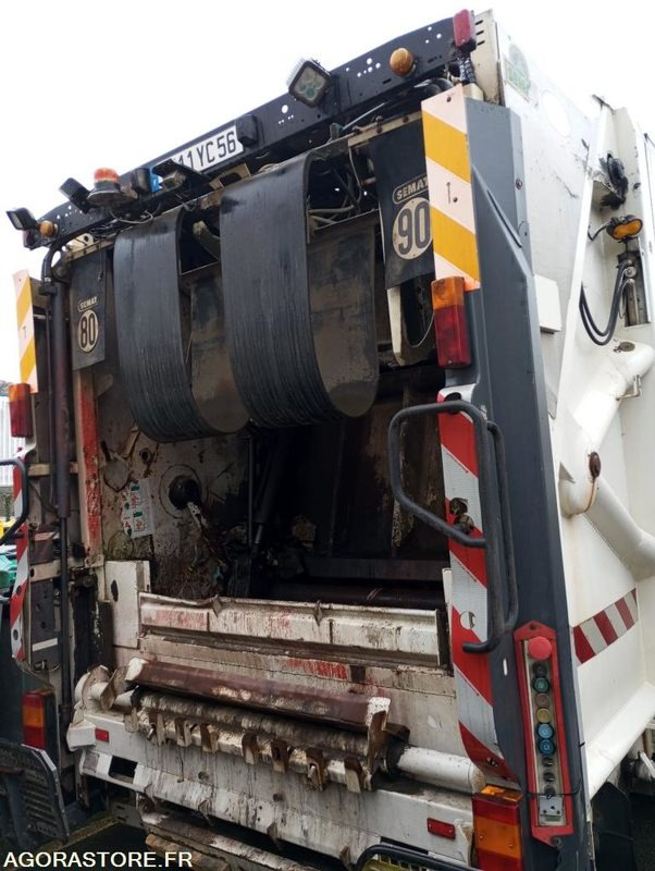 BOM DAF 566139kms 2005 - Camión de basura: foto 2 BOM DAF 566139kms 2005 - Camión de basura: foto 2