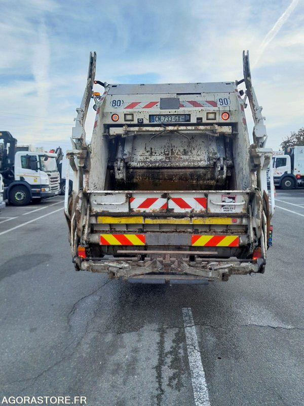 BOM DI SCANIA 26T GO (5613-66ICAM571X) - Camión de basura: foto 3 BOM DI SCANIA 26T GO (5613-66ICAM571X) - Camión de basura: foto 3