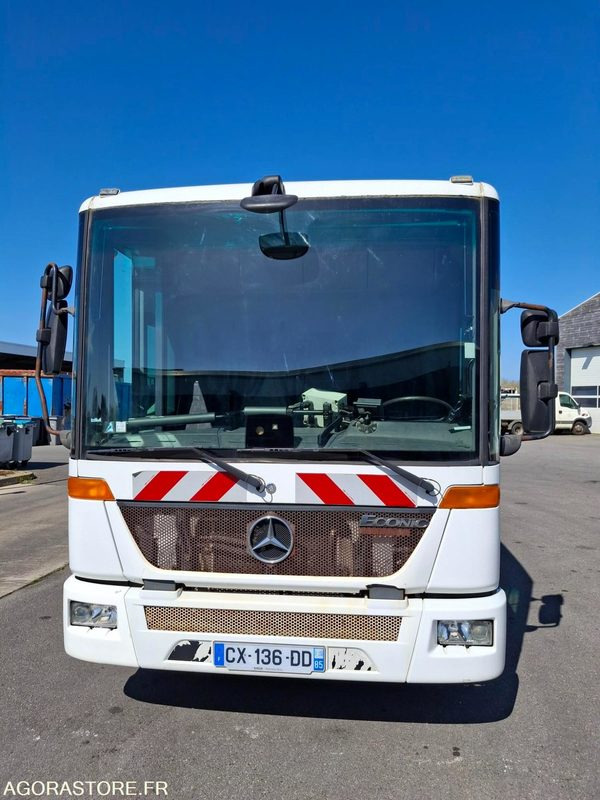BOM Mercedes Econic 243135 kms 2013 - CX-094-MW - Camión de basura: foto 1 BOM Mercedes Econic 243135 kms 2013 - CX-094-MW - Camión de basura: foto 1