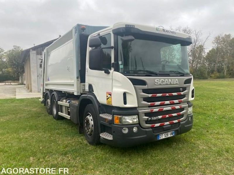 BOM SCANIA P 380 - 2015 - 164 000km - Camión de basura: foto 2 BOM SCANIA P 380 - 2015 - 164 000km - Camión de basura: foto 2