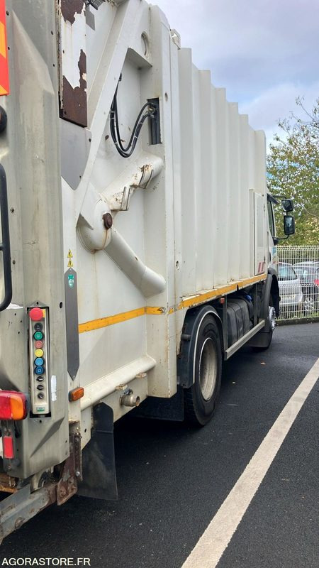 BOM SEMAT 19 tonnes LC Maxi - Camión de basura: foto 2 BOM SEMAT 19 tonnes LC Maxi - Camión de basura: foto 2