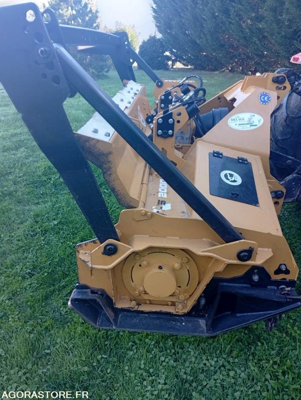 BROYEUR FORESTIER LOPEZ GARRIDO - Trituradora forestal: foto 4 BROYEUR FORESTIER LOPEZ GARRIDO - Trituradora forestal: foto 4