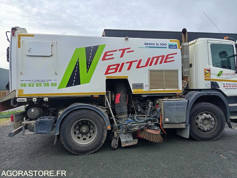 Balayeuse aspiratrice Brock SL200 monté sur Scania P320 - 2018 - 4600 heures - Barredora vial: foto 2 Balayeuse aspiratrice Brock SL200 monté sur Scania P320 - 2018 - 4600 heures - Barredora vial: foto 2